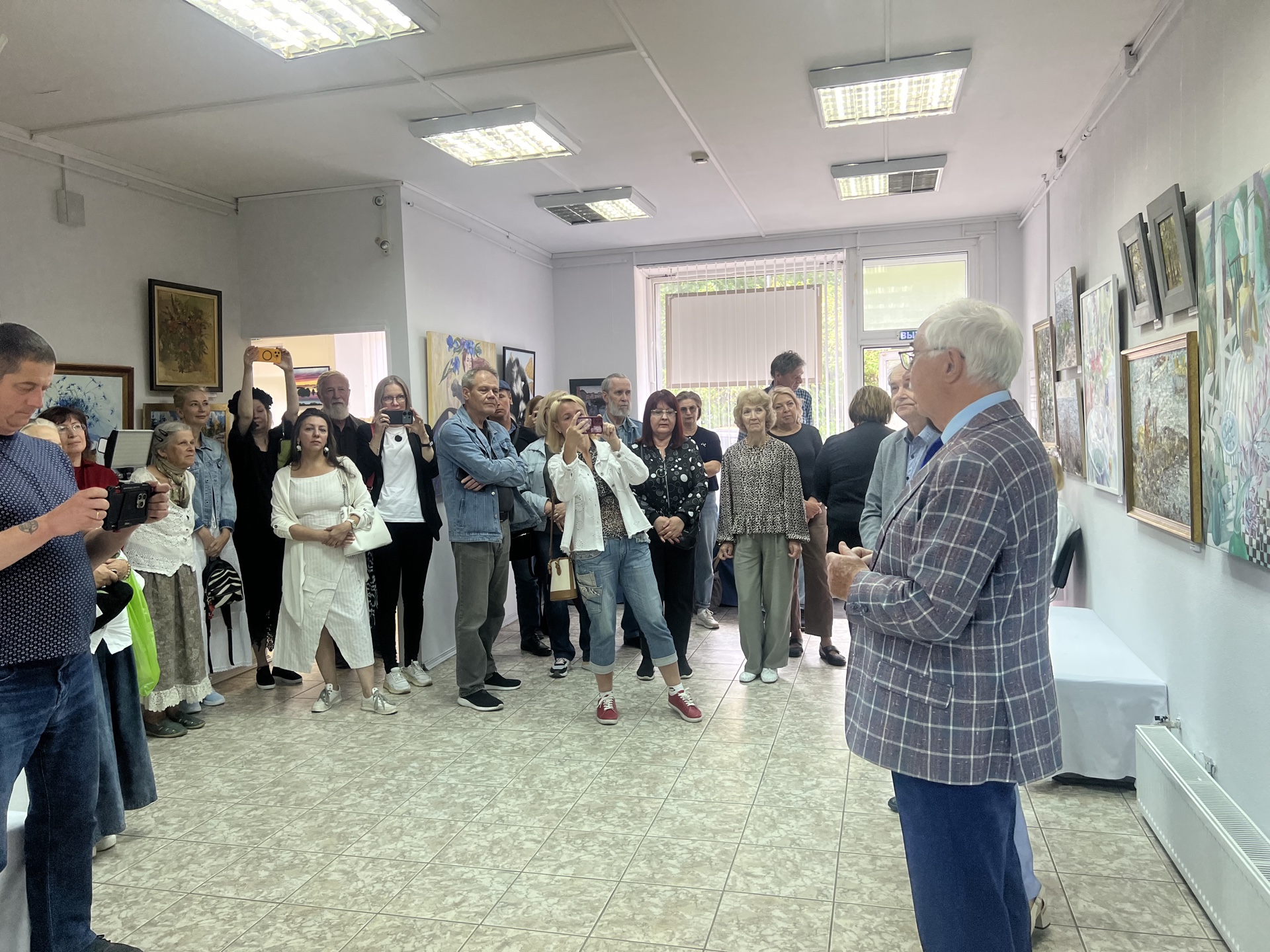 традиционной выставки «Август»