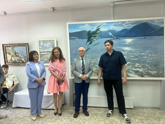 Выставка Артема Тихонова "Теплый ветер".
