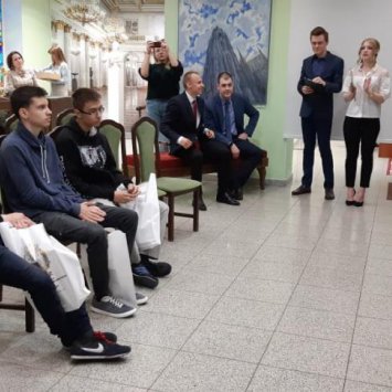 Праздник для выпускников детского дома "Родничок" совместно со студентами РАНХиГС. 31.05.2019 г.